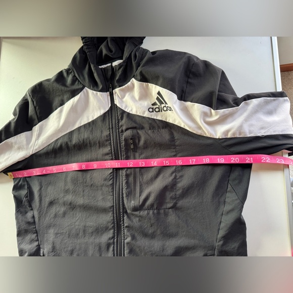 Adidas Men's Black and White Windbreaker - Picture 2 of 8